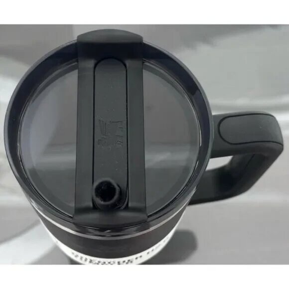 Stanley Quencher H2.0 FlowState Tumbler 40oz, BLACK 2.0‎ - Picture 3 of 4